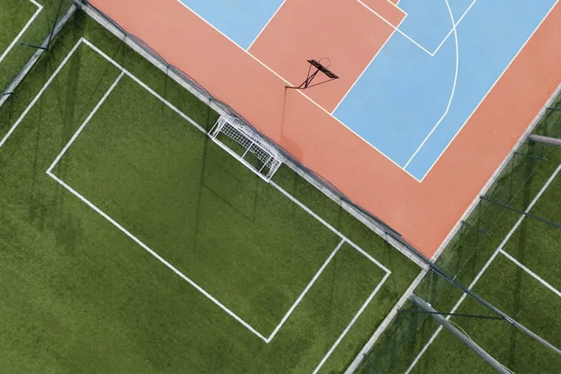 Sportveld aanleggen kunstgrasveld sintelbaan Bogaard Infra