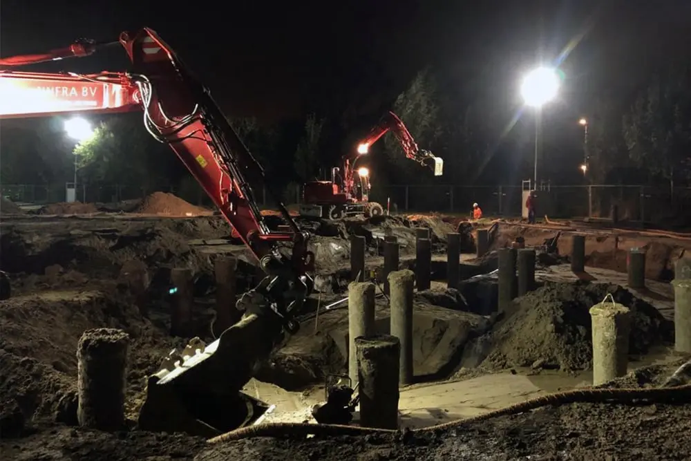 Totaalaannemer infra Park16 noord heipalen vrijgraven